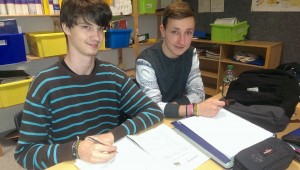 Jan und Maurice (links) vom WPU-Fach Radio Anne-Frank-Schule